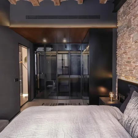 Spacest - Carrer De L'oli A Barcelona